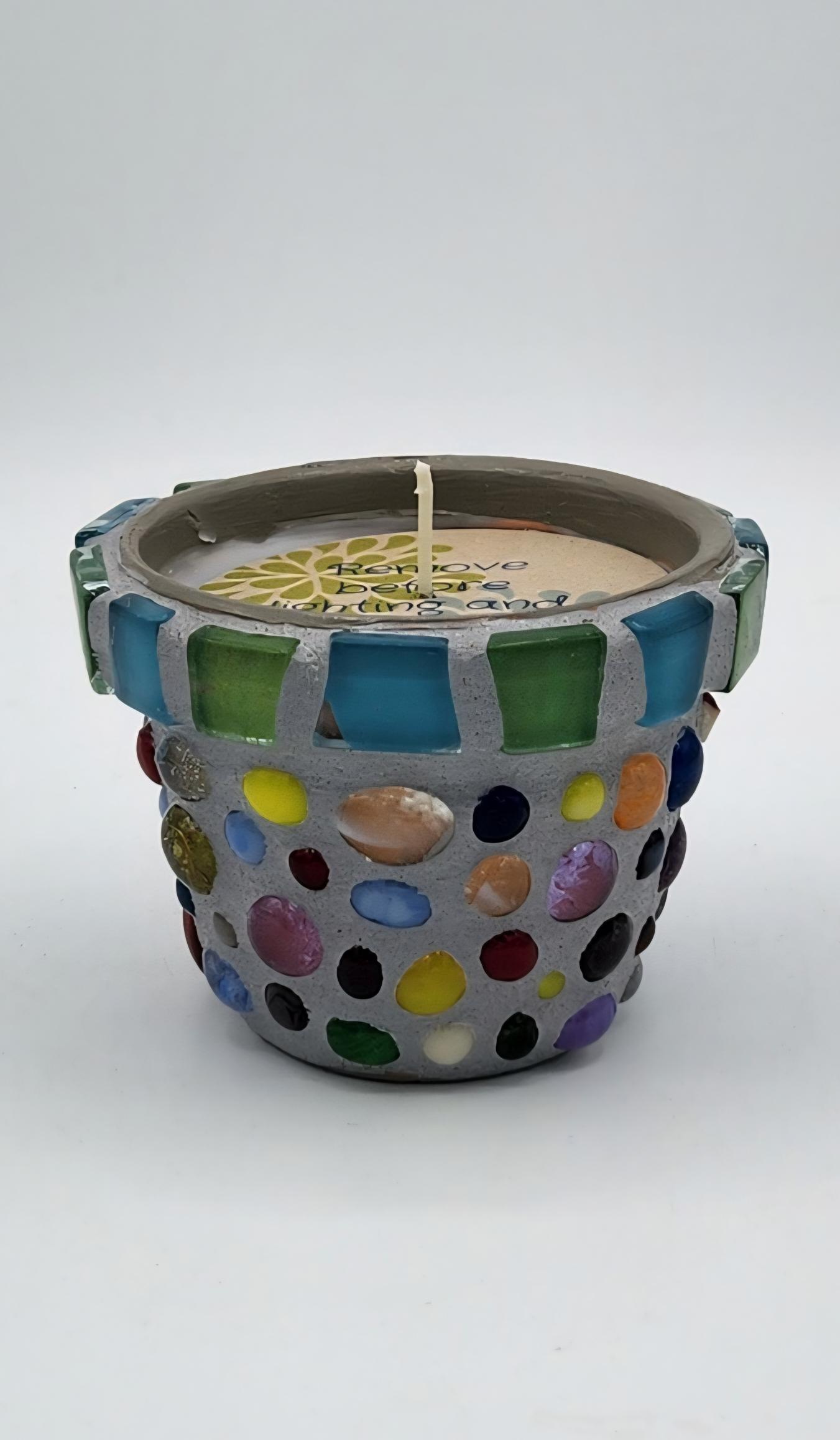 Mosaic pot with scented candle