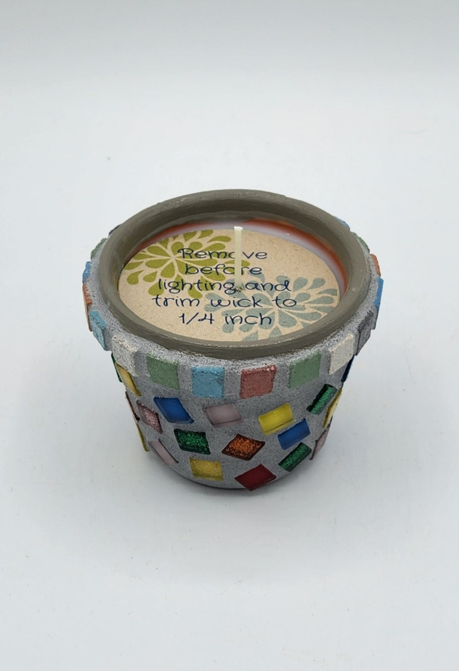 Mosaic pot with scented candle