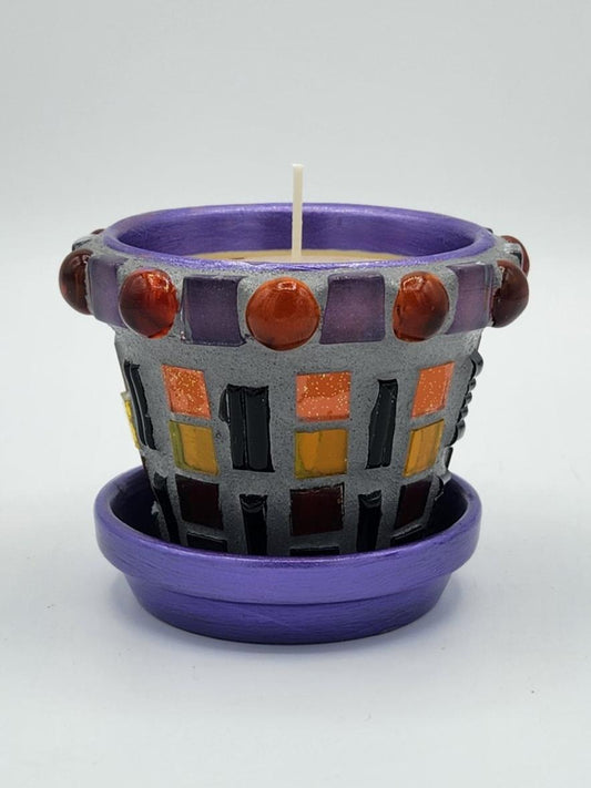 Small mosaic pot with scented candle