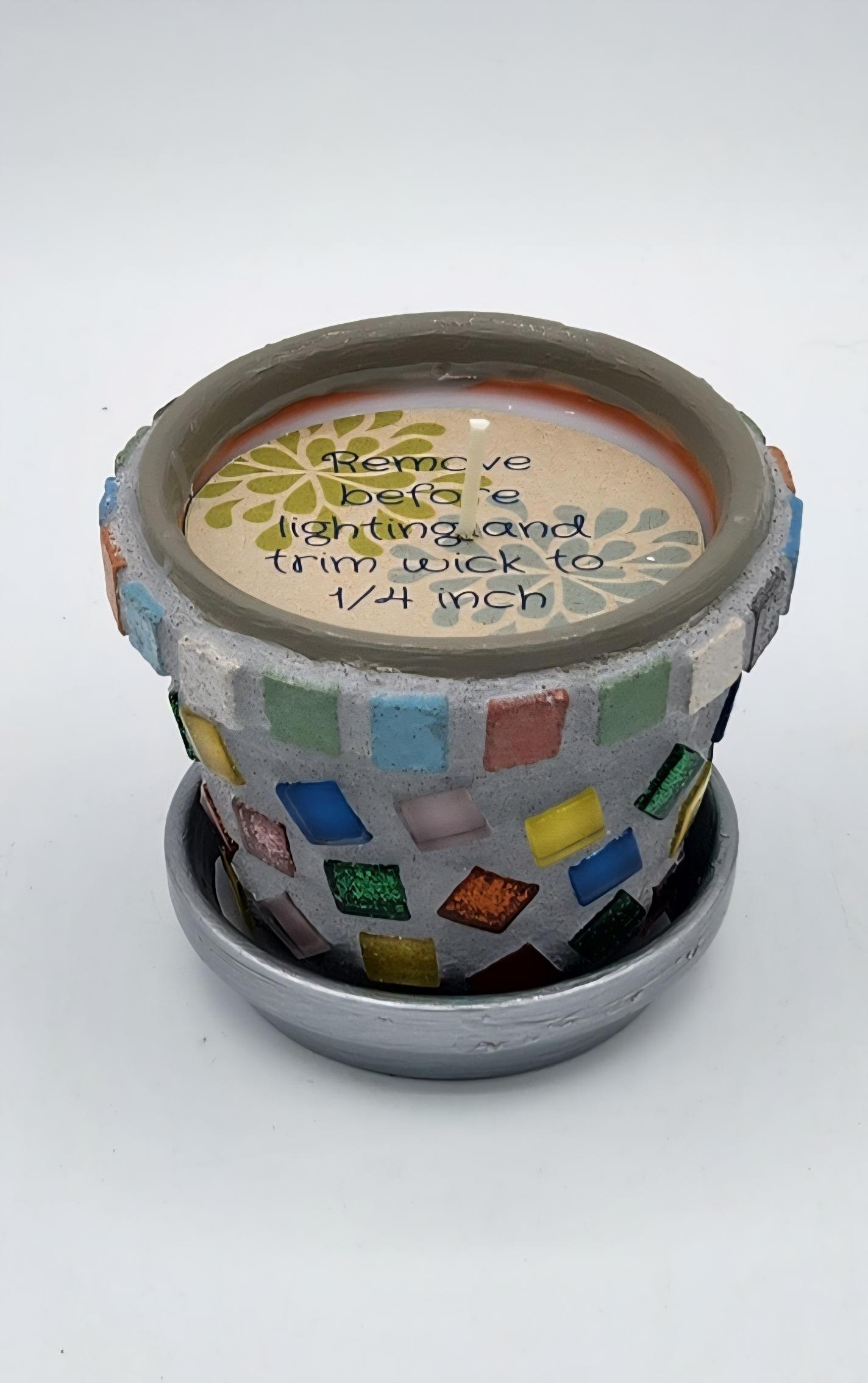 Mosaic pot with scented candle