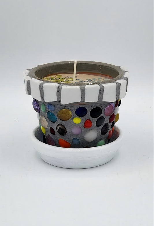 Mosaic pot with scented candle